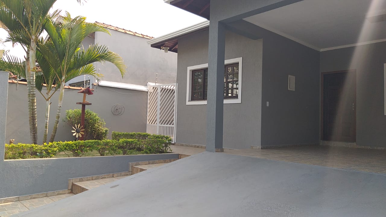 Casa para alugar com 2 quartos, 162m² - Foto 18