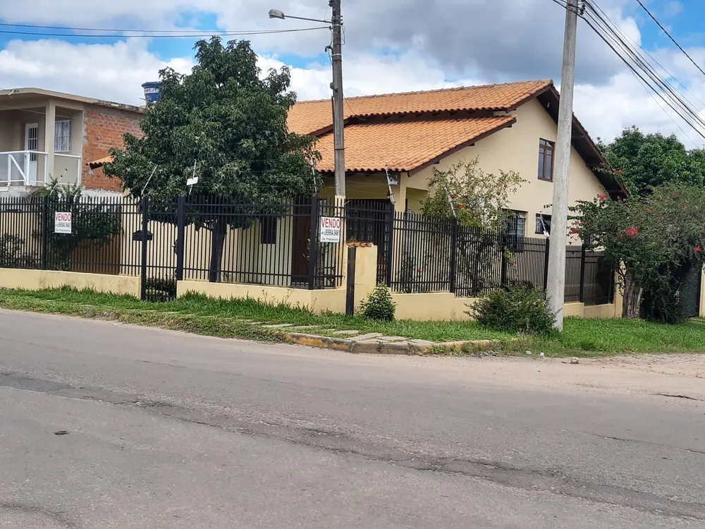 Casa, 4 quartos, 192 m² - Foto 1