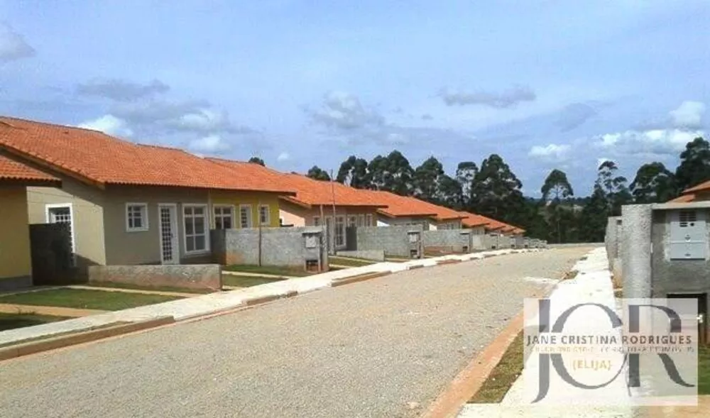 Casa de Condomínio à venda com 3 quartos, 70m² - Foto 2