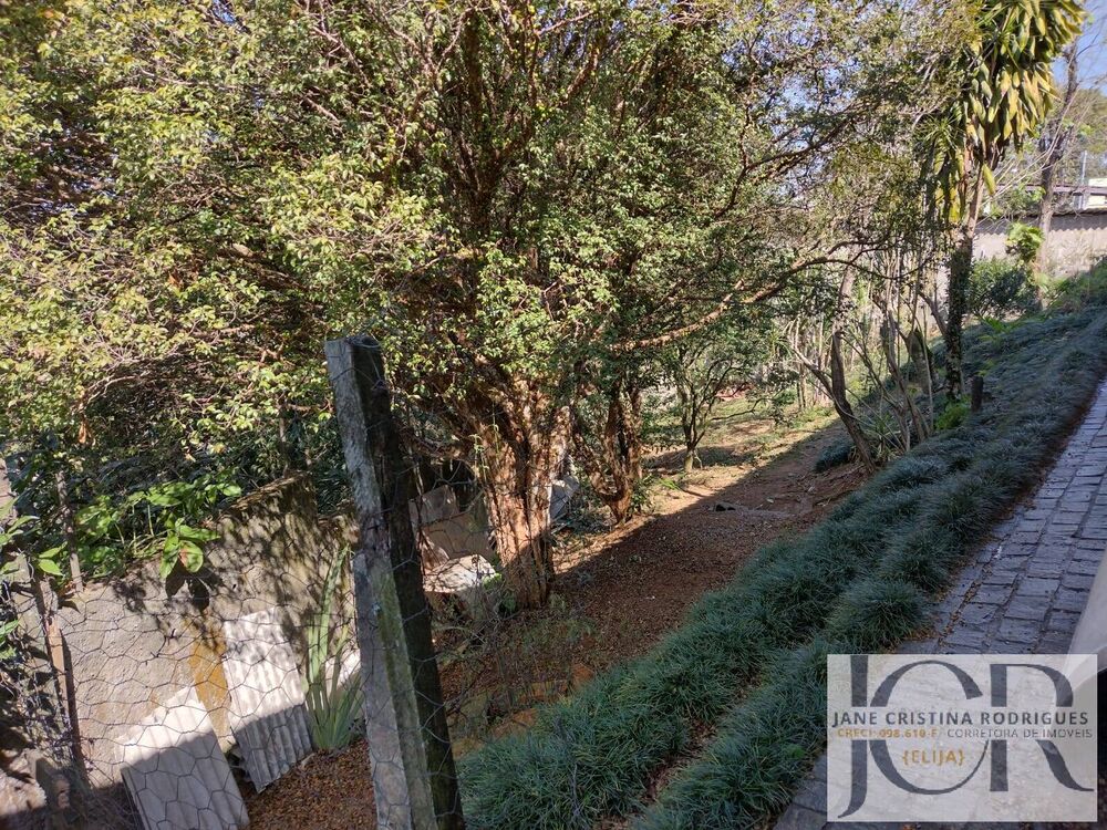 Casa à venda com 2 quartos, 110m² - Foto 3