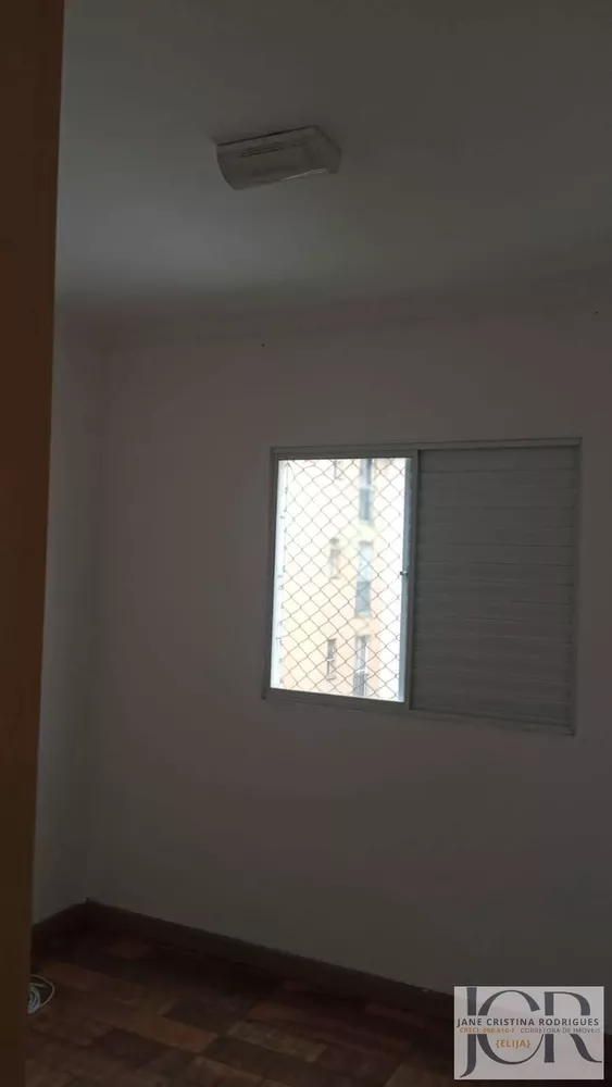 Apartamento à venda com 2 quartos, 47m² - Foto 4