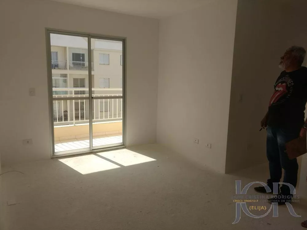 Apartamento à venda com 2 quartos, 49m² - Foto 2