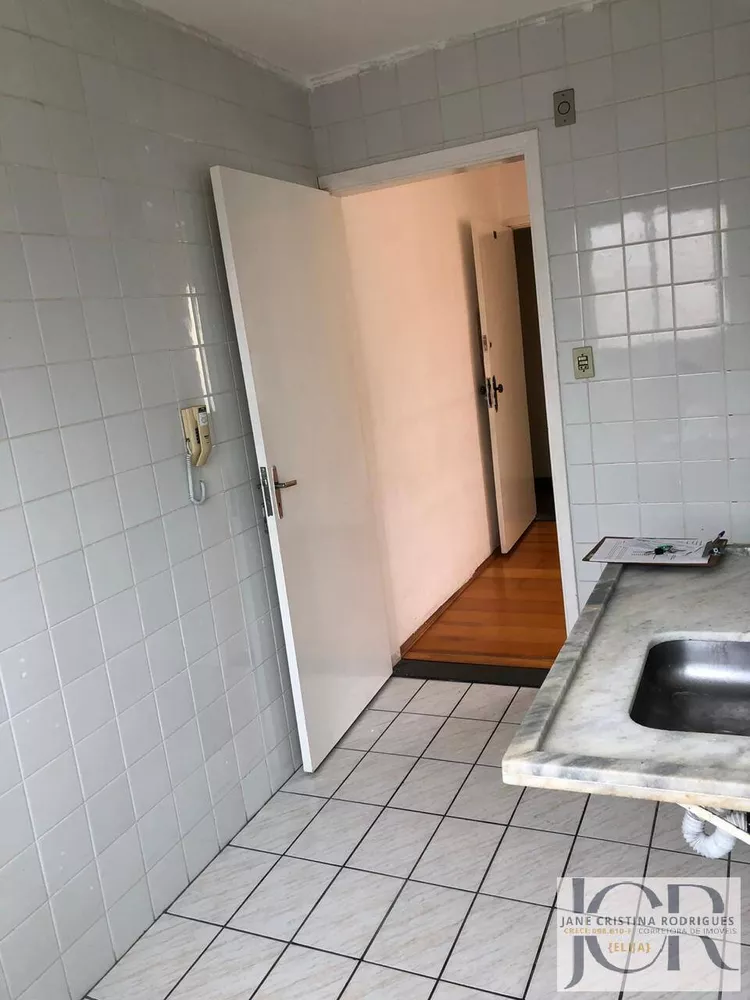 Apartamento à venda com 2 quartos, 47m² - Foto 3