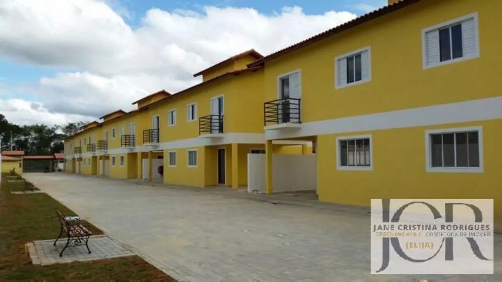 Casa de Condomínio à venda com 3 quartos, 96m² - Foto 1