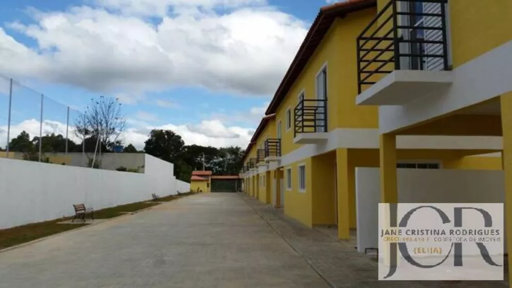 Casa de Condomínio à venda com 3 quartos, 96m² - Foto 2