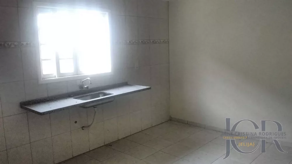 Casa de Condomínio à venda e aluguel com 3 quartos, 130m² - Foto 4