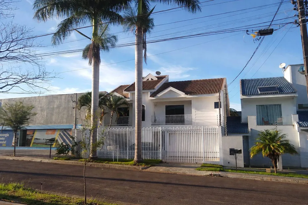 Casa, 4 quartos, 307 m² - Foto 1