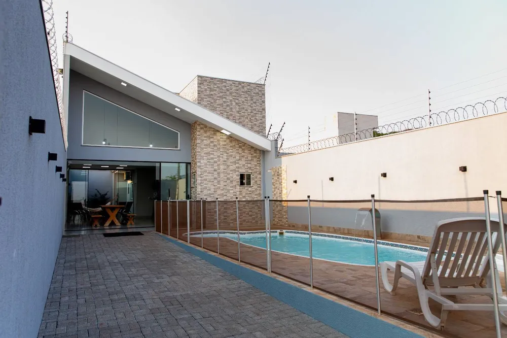Casa, 1 quarto, 84 m² - Foto 1