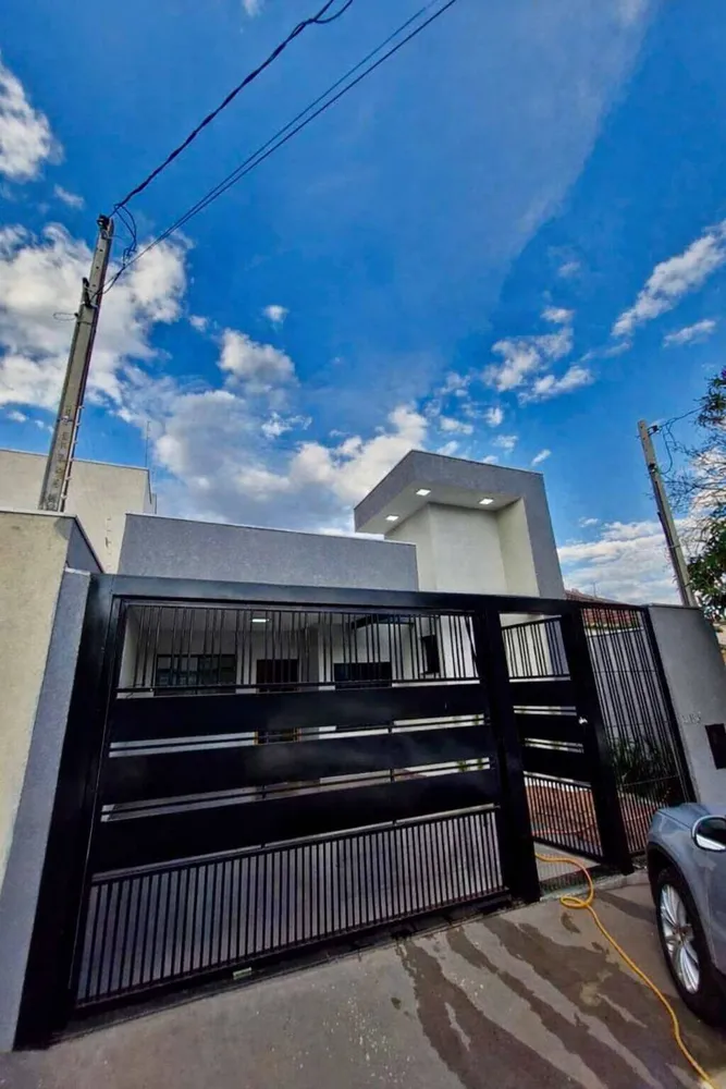 Casa, 3 quartos, 96 m² - Foto 1