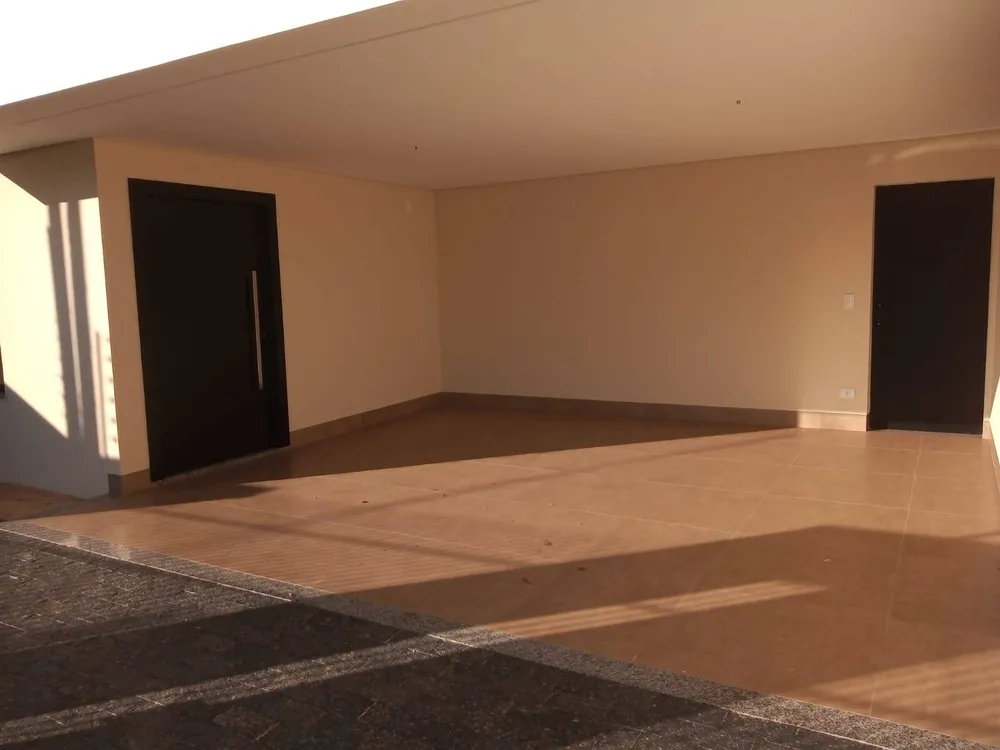 Sobrado, 3 quartos, 225 m² - Foto 2