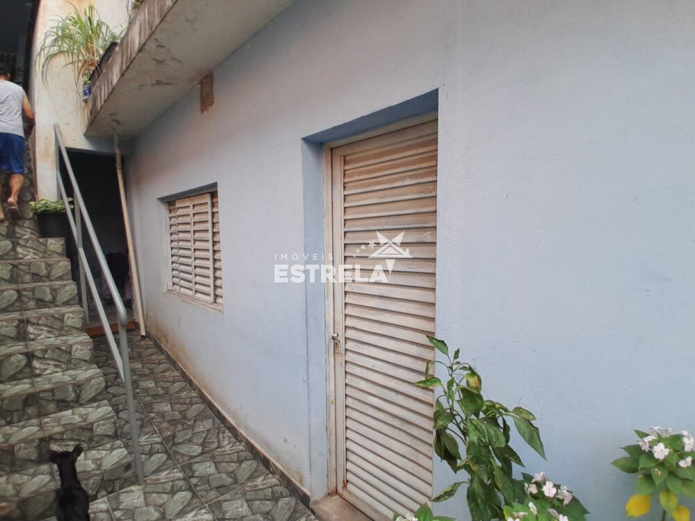 Casa à venda com 3 quartos, 200m² - Foto 8