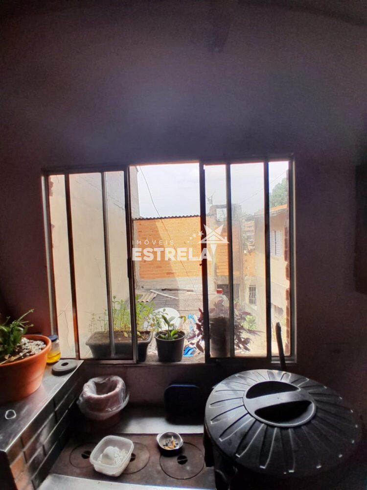 Casa à venda com 3 quartos, 200m² - Foto 20