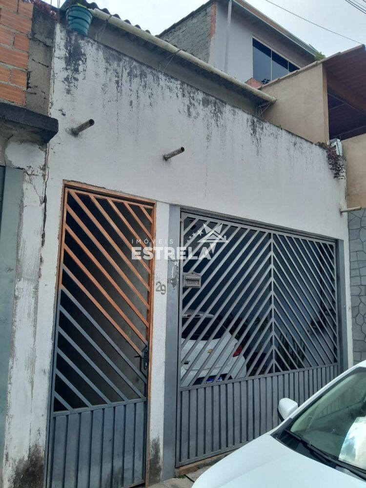 Casa à venda com 3 quartos, 200m² - Foto 2