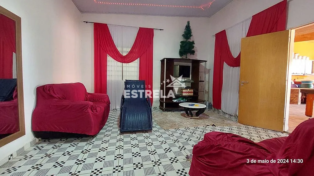 Chácara, 4 quartos, 2000 m² - Foto 1