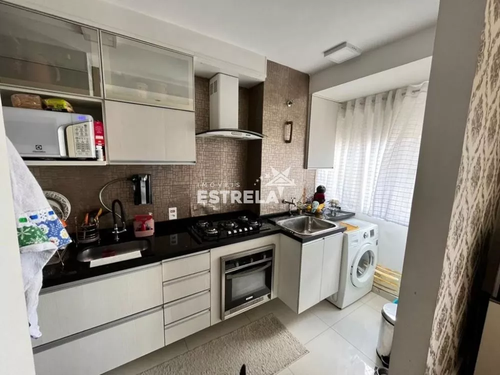 Apartamento à venda com 2 quartos, 43m² - Foto 3