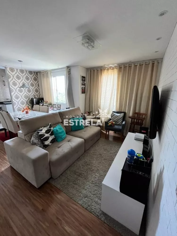 Apartamento à venda com 2 quartos, 43m² - Foto 2