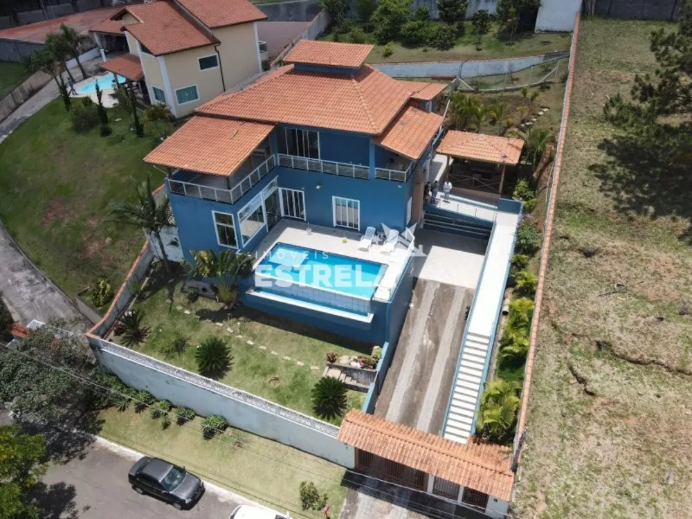 Casa à venda com 3 quartos, 320m² - Foto 6