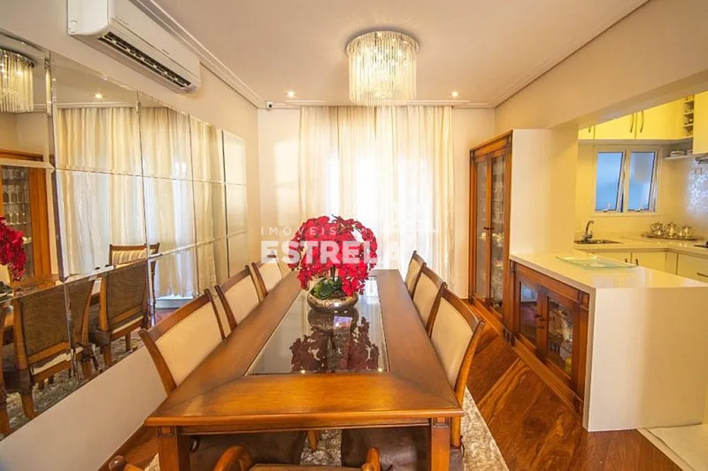 Casa, 3 quartos, 250 m² - Foto 2