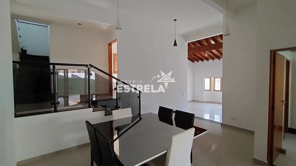 Casa, 6 quartos, 285 m² - Foto 2