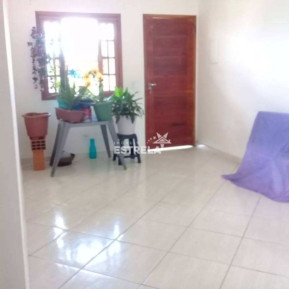 Casa à venda com 2 quartos, 43m² - Foto 13