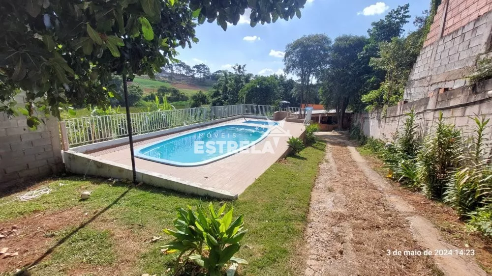 Fazenda à venda com 4 quartos, 2000m² - Foto 1