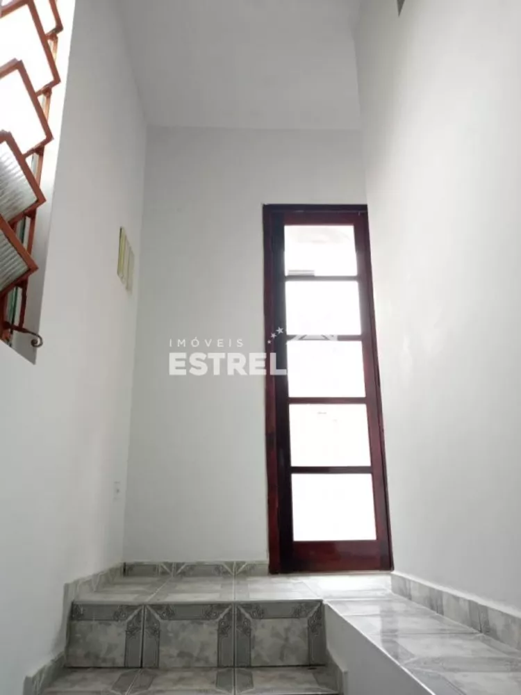 Casa à venda com 2 quartos, 157m² - Foto 7