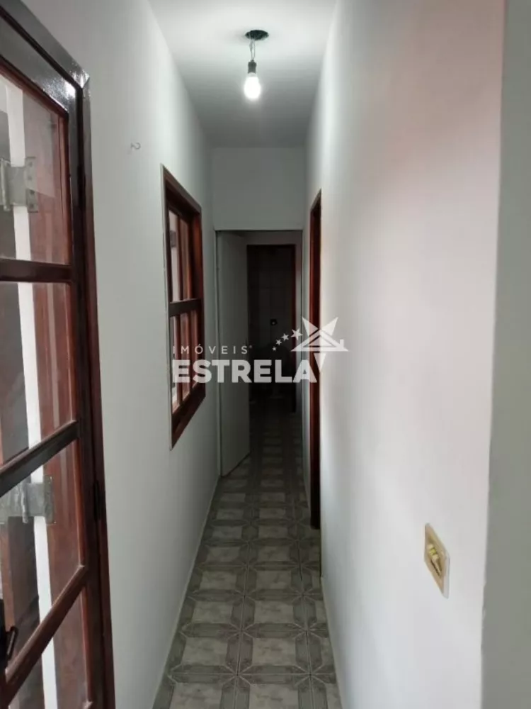 Casa à venda com 2 quartos, 157m² - Foto 3