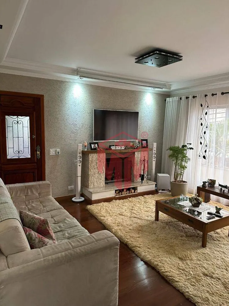 Sobrado, 3 quartos, 299 m² - Foto 1