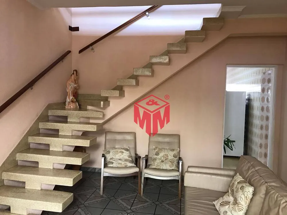 Sobrado, 3 quartos, 236 m² - Foto 4