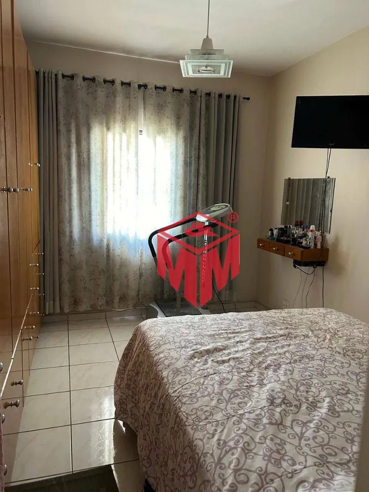 Sobrado, 3 quartos, 214 m² - Foto 1