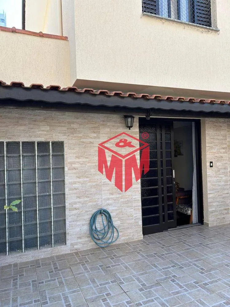 Sobrado, 3 quartos, 214 m² - Foto 2
