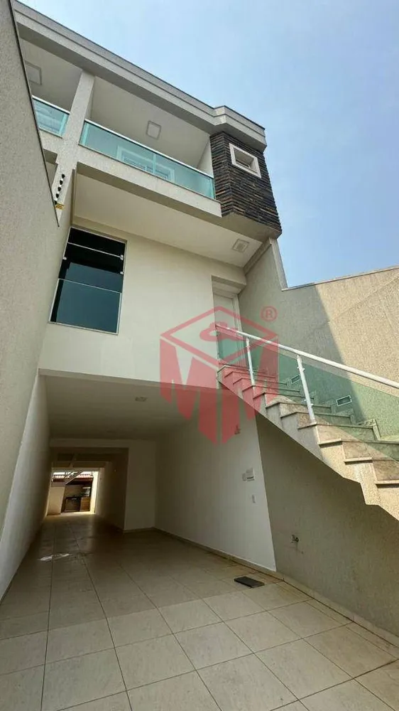 Sobrado, 3 quartos, 181 m² - Foto 1