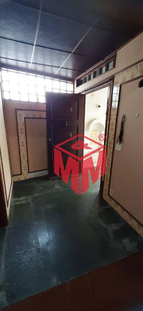 Sobrado à venda com 7 quartos, 350m² - Foto 1