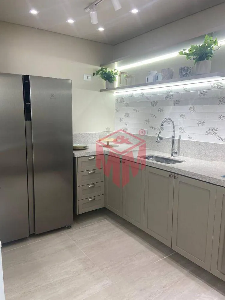 Cobertura, 3 quartos, 166 m² - Foto 2