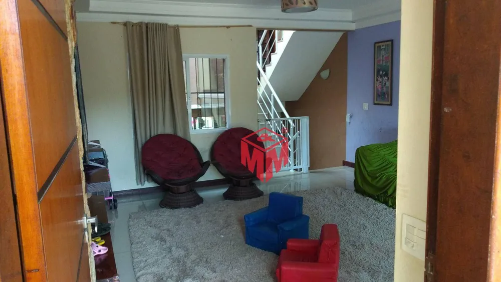 Sobrado, 3 quartos, 180 m² - Foto 1
