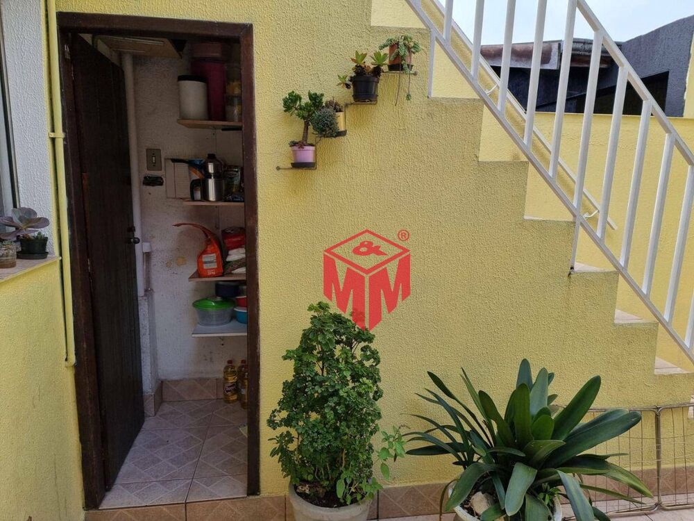 Casa, 3 quartos, 207 m² - Foto 4