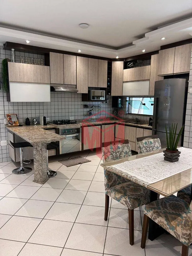 Sobrado, 3 quartos, 295 m² - Foto 12