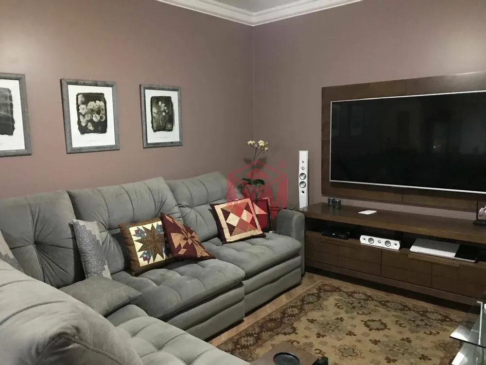 Casa, 4 quartos, 320 m² - Foto 1