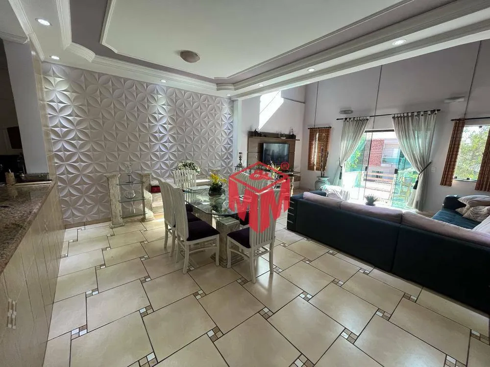 Sobrado, 3 quartos, 289 m² - Foto 2