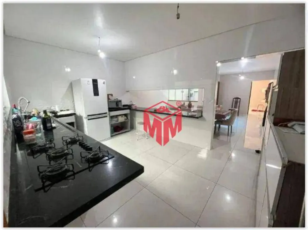 Sobrado, 3 quartos, 244 m² - Foto 4