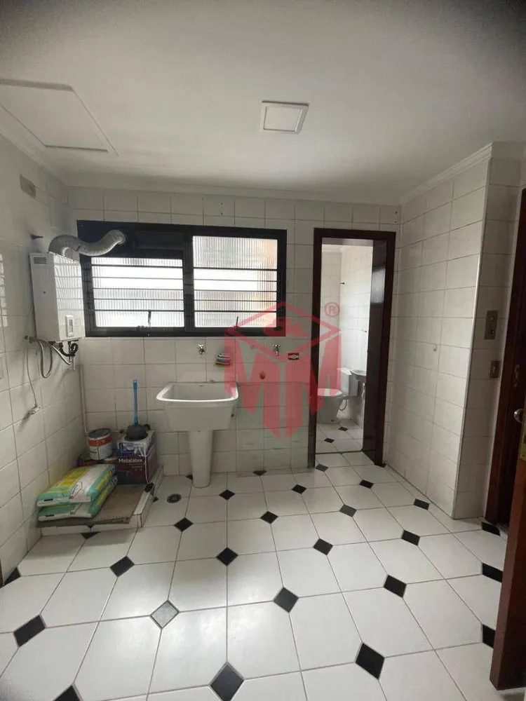 Apartamento, 4 quartos, 238 m² - Foto 1