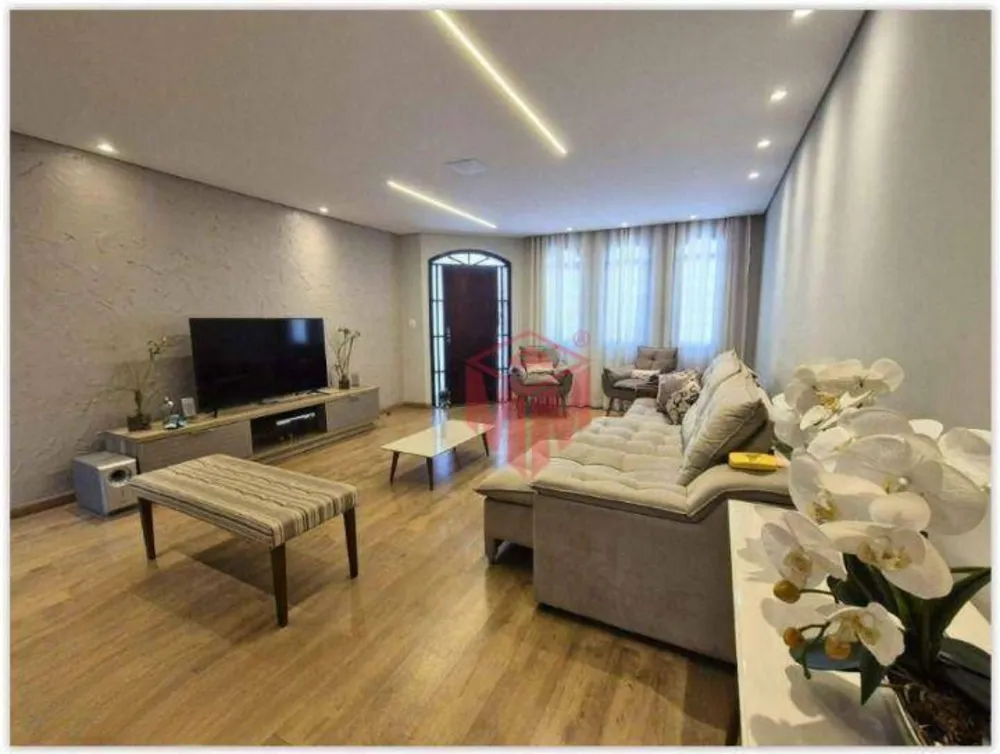 Sobrado, 3 quartos, 237 m² - Foto 3
