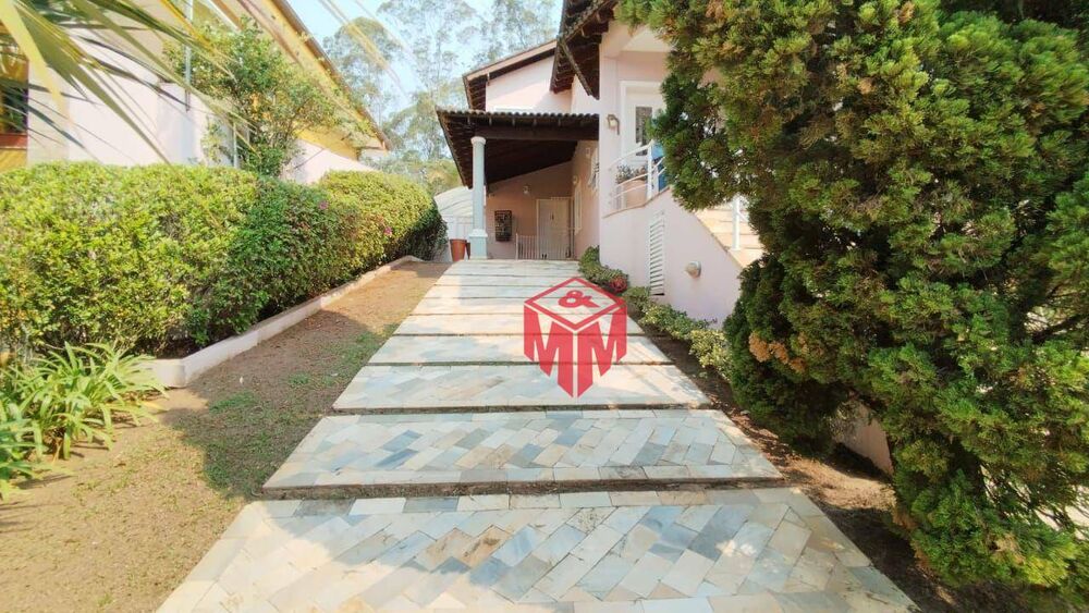 Sobrado à venda com 3 quartos, 390m² - Foto 2