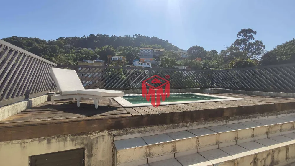 Cobertura, 3 quartos, 190 m² - Foto 1