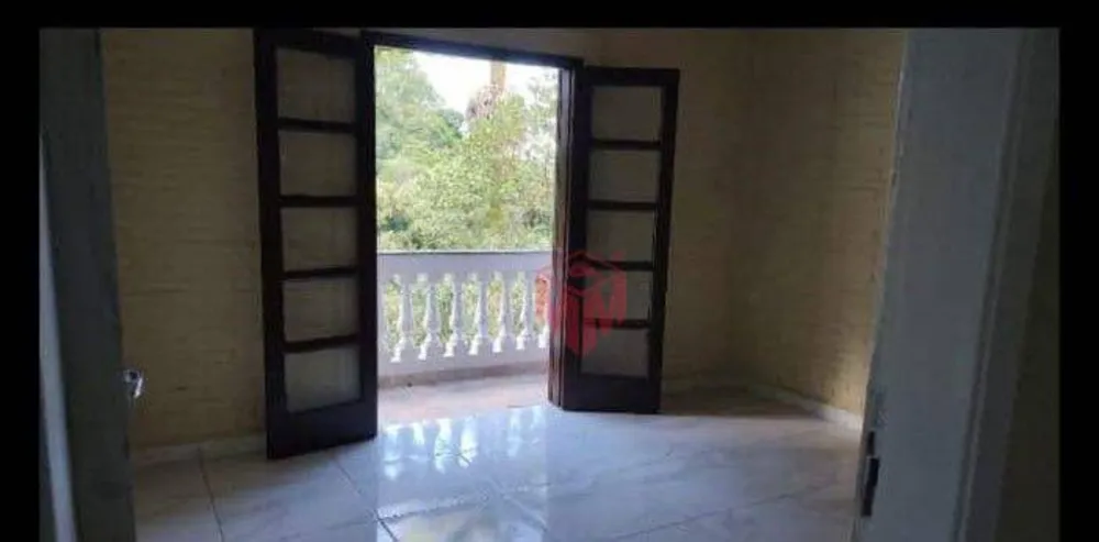 Chácara, 3 quartos, 1650 m² - Foto 2