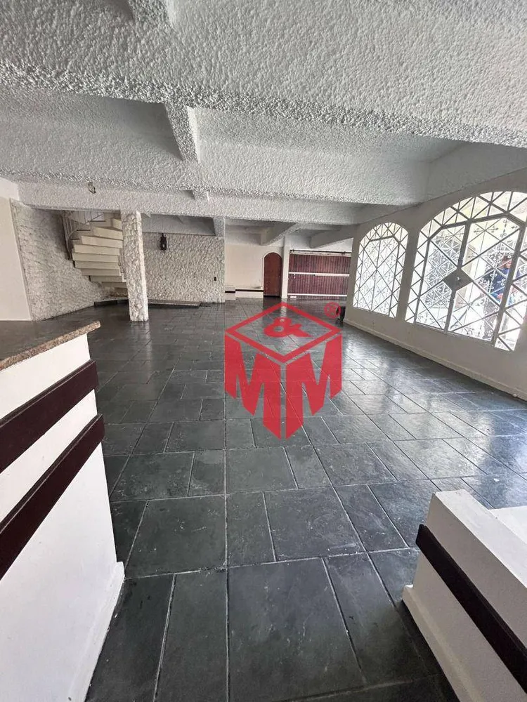 Casa, 4 quartos, 608 m² - Foto 1