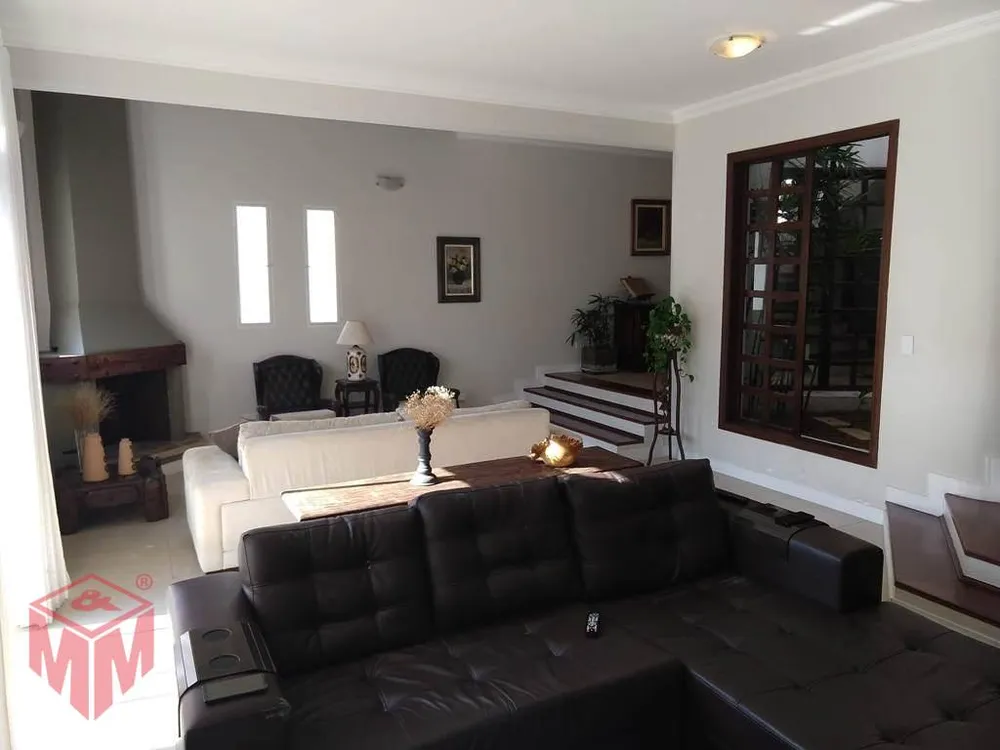 Sobrado, 4 quartos, 490 m² - Foto 1