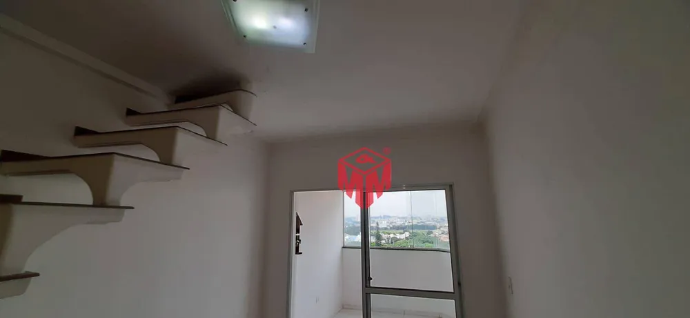 Cobertura, 3 quartos, 194 m² - Foto 2