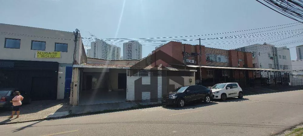 Casa para alugar com 1 quarto, 270m² - Foto 1