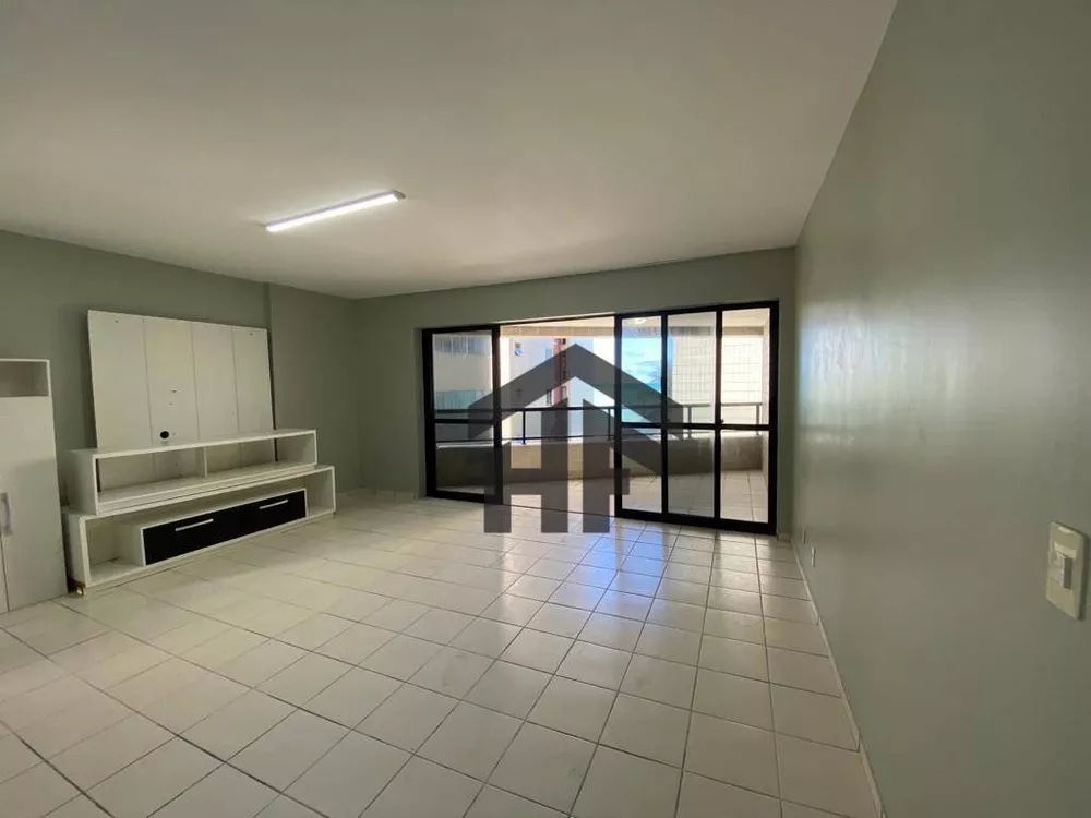 Apartamento para alugar com 4 quartos, 160m² - Foto 2